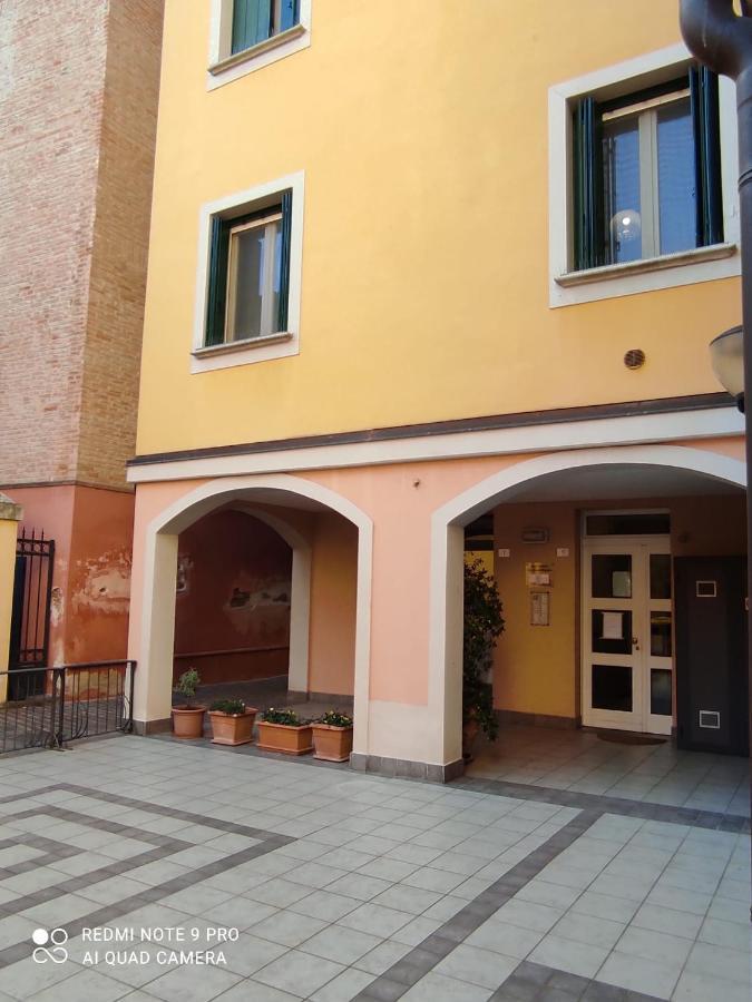 Appartamenti Centro Storico A 산타가타 볼로네제 외부 사진